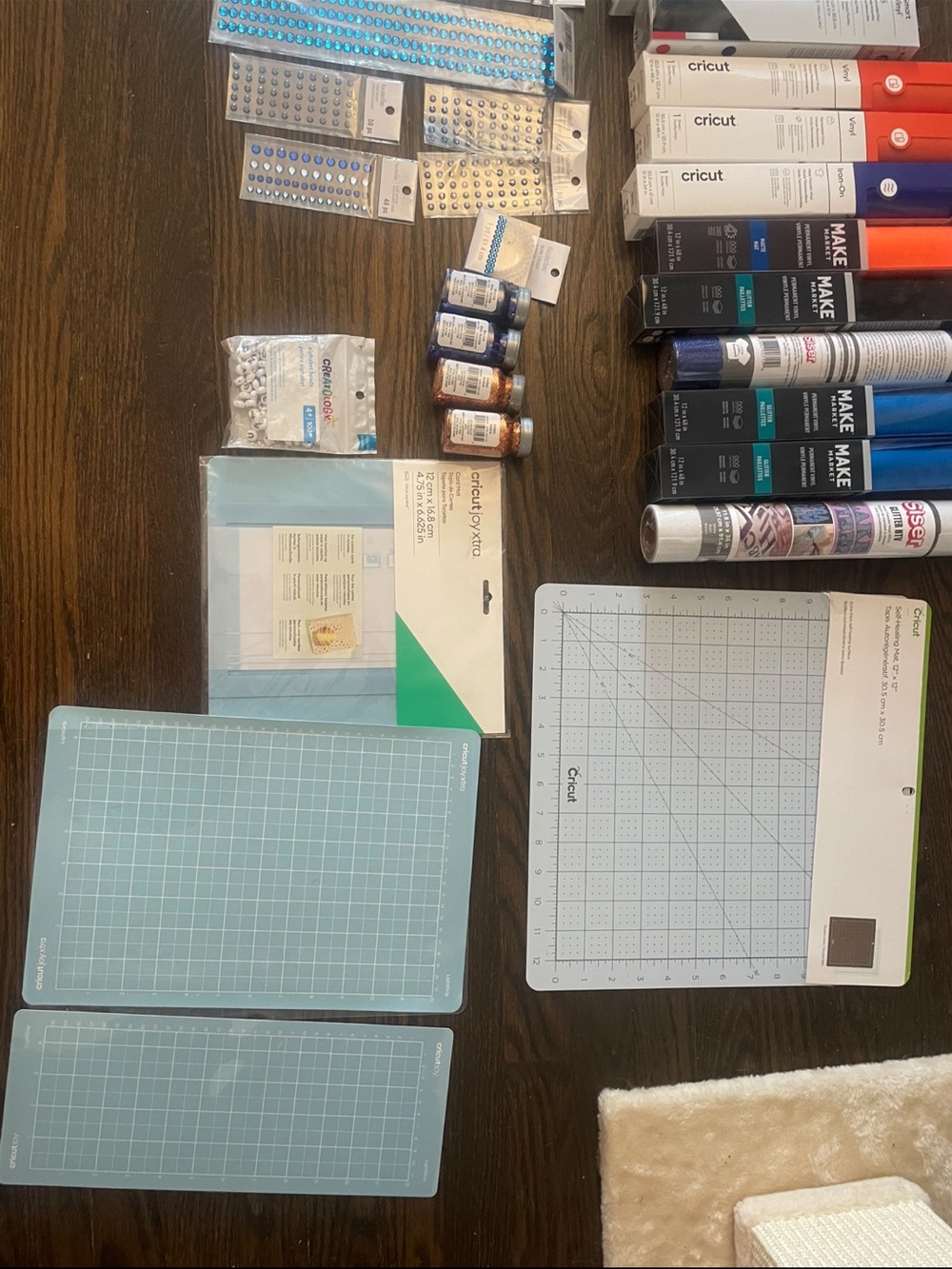 Cricut Craft Supply Bundle with Teal and Gray Cutting Mats and more